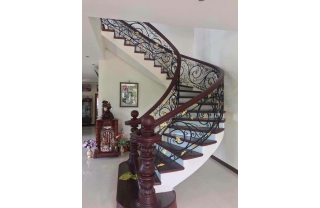 Cầu thang sắt nghệ thuật châu Âu MDSCA 16